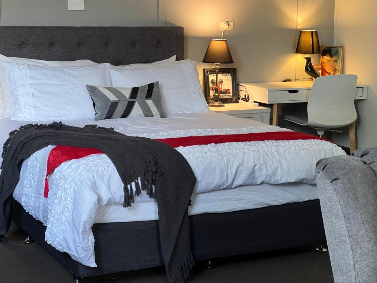 Longhorn Ranch Apartments ออร์บอสท์ ภายนอก รูปภาพ